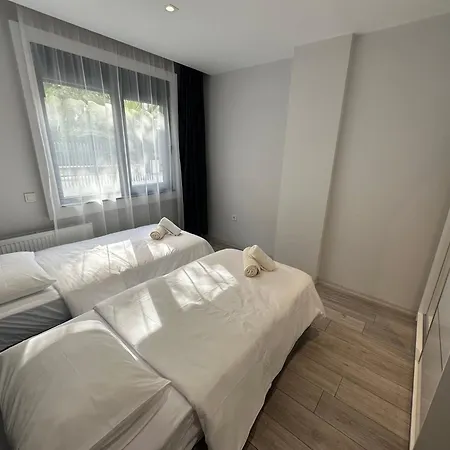 Real Homes Lara Апарт-отель *