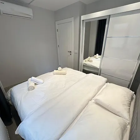 Real Homes Lara Aparthotel *