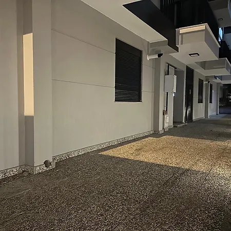 Aparthotel Real Homes Lara
